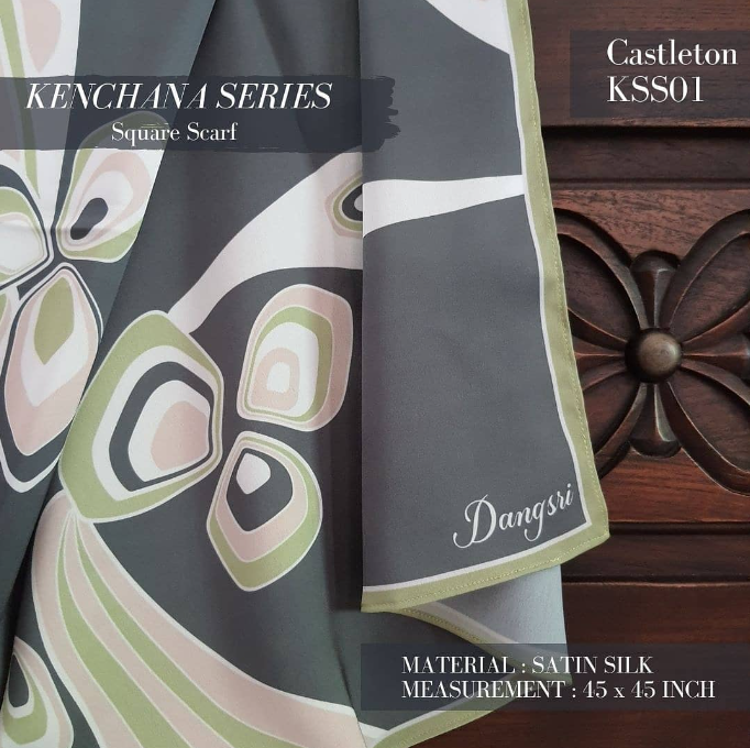 Castleton Square Scarf